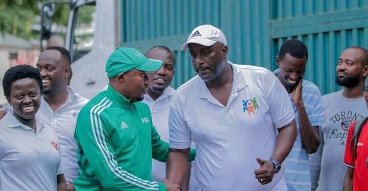 Baterereye imifuko 130 y’isima yo kwubaka Ikibuga Intwari