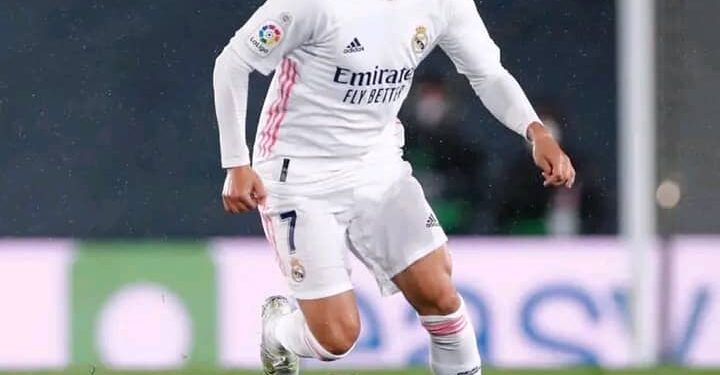 Umukinyi Eden Hazard yahagaritse gukina