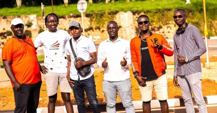 Abamnyeshamakuru b’inkino 6 nibo bafashe urugendo berekeza mu gihugu c’Urwanda