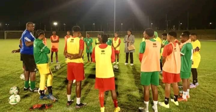 Umurwi nserukiragihugu w’abigeme Intamba mu rugamba waraye ukoze imyimenyerezo yawo ya mbere muri Algeriya