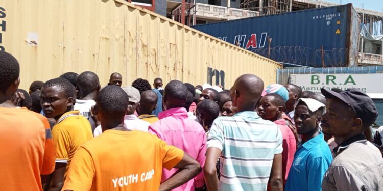 N’ubu ntacizere co gutunganirizwa bafise abakozi b’ishirahamwe BRA manufacturing