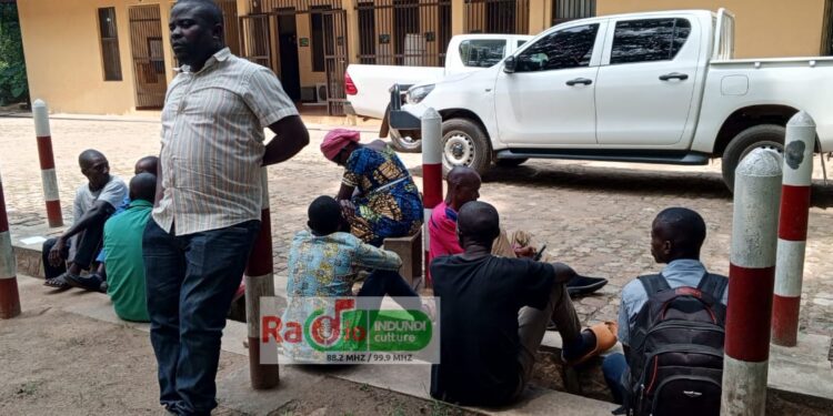 Kabezi : Abacukura urucekeri baranegura ingingo ya Musitanteri
