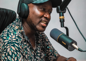“Kwigarurira imitima y’abakunzi b’umuziki w’Uburundi niryo hangiro “