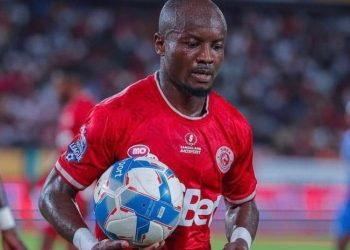 Saidi Ntibazonkiza yatandukanye n’umugwi Simba Sc